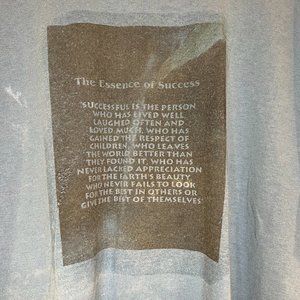 Vintage Tee "The Essence of Succes"